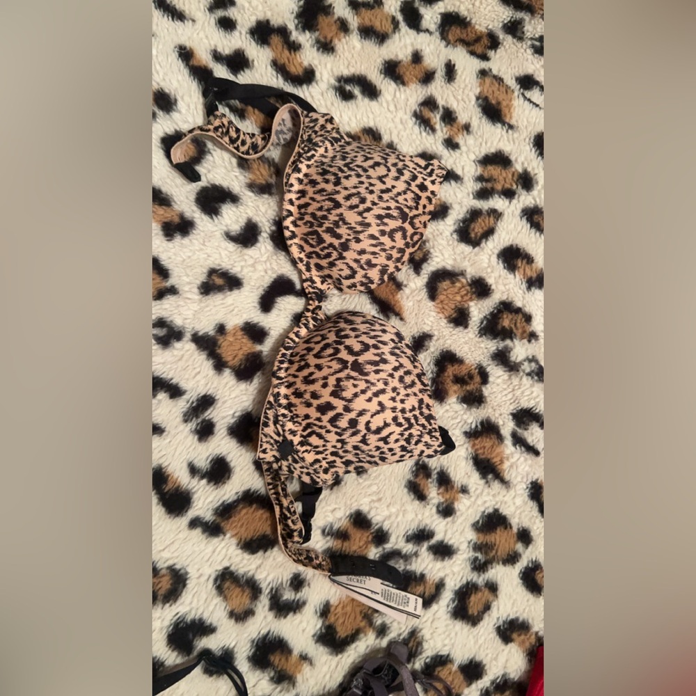 victoria sectet bra 32A